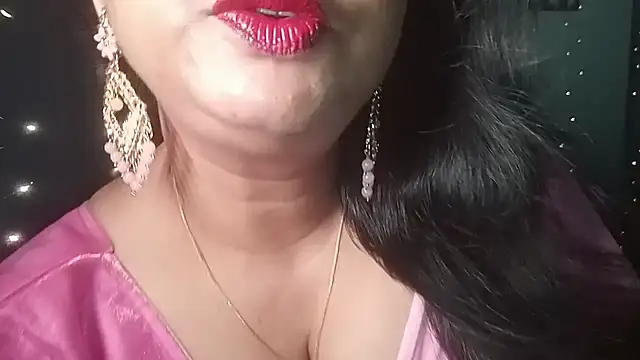 Snapshot of YourModhu chatting on July 1, 2026, 5:56 pm YourModhu online show from July 1, 2026, 5:56 pm