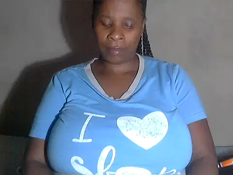 Snapshot of Choco-Coco10 chatting on November 5, 2025, 6:24 am Choco-Coco10 online show from November 5, 2025, 6:24 am