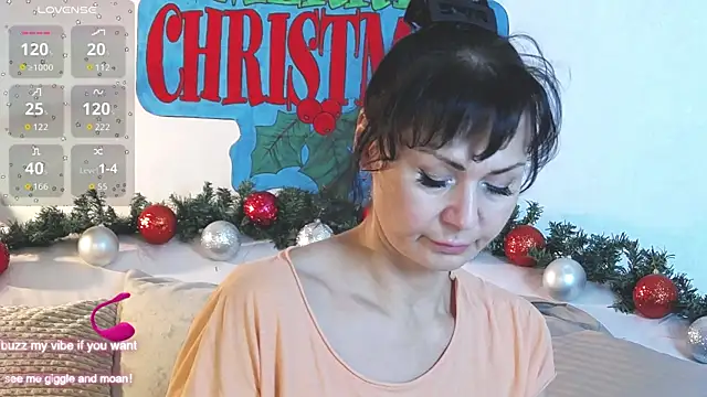 Snapshot of Melissa_Fane chatting on December 4, 2025, 7:11 pm Melissa Fane online show from December 4, 2025, 7:11 pm