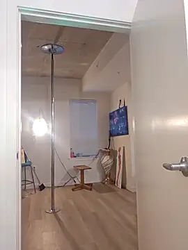 NikiFm online show from October 27, 2025, 3:05 pm