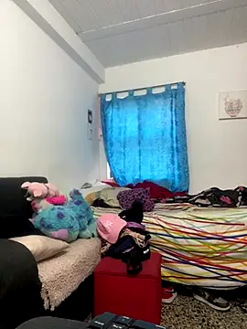 AlondraDiossa03 online show from November 18, 2025, 6:23 pm