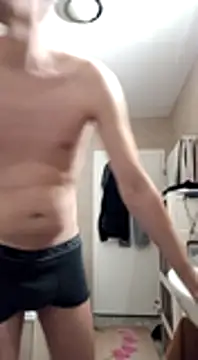 Geiler-boy313 online show from January 3, 2025, 7:39 pm