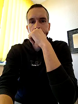 Geiler-boy313 online show from March 19, 2025, 10:11 am