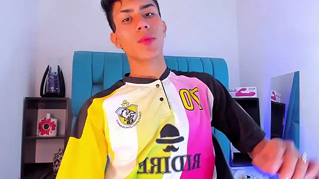 AlanNaughty online show from January 15, 2025, 6:43 am