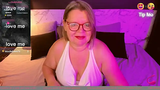 Shannonshine online show from October 28, 2025, 5:33 am