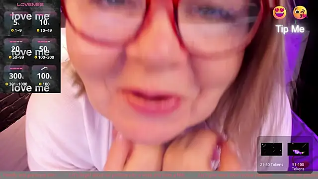 Shannonshine online show from October 31, 2025, 1:34 pm