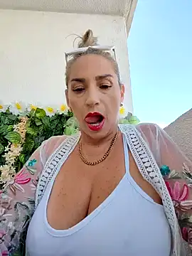 Snapshot of Lossexycacha chatting on February 7, 2025, 8:10 pm Lossexycacha online show from February 7, 2025, 8:10 pm