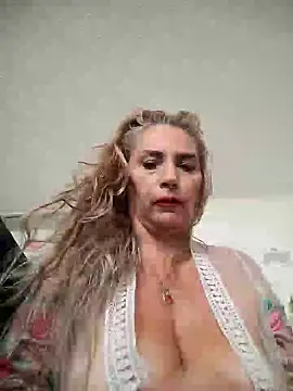 Snapshot of Lossexycacha chatting on February 14, 2025, 3:47 pm Lossexycacha online show from February 14, 2025, 3:47 pm