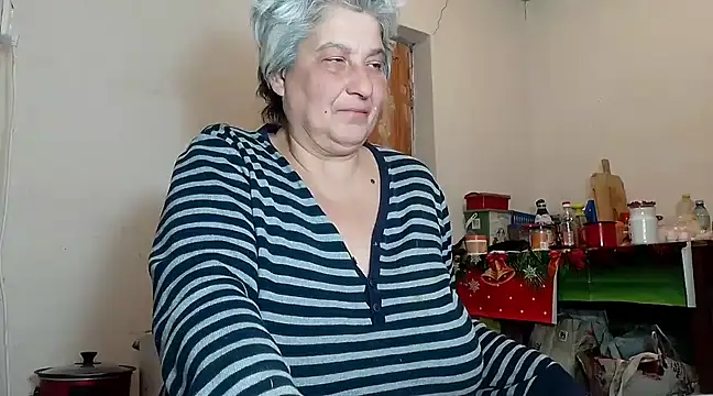 Snapshot of ExquisiteMature chatting on January 25, 2025, 2:37 am ExquisiteMature online show from January 25, 2025, 2:37 am