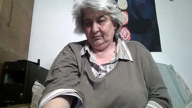 ExquisiteMature online show from April 16, 2026, 10:01 pm