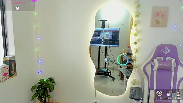 Snapshot of sofia_gold_ chatting on September 11, 2025, 12:38 pm sofia gold  online show from September 11, 2025, 12:38 pm