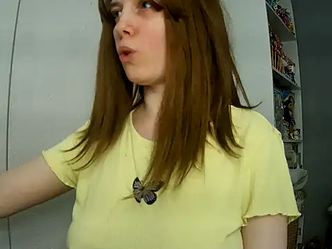 BellaRaim online show from April 16, 2026, 2:18 pm