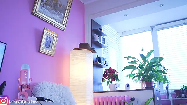 Snapshot of YourBabyPearl chatting on December 31, 2024, 12:57 pm YourBabyPearl online show from December 31, 2024, 12:57 pm