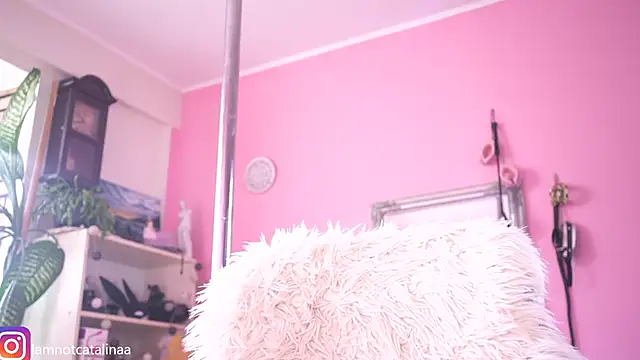 Snapshot of YourBabyPearl chatting on January 22, 2025, 12:49 pm YourBabyPearl online show from January 22, 2025, 12:49 pm