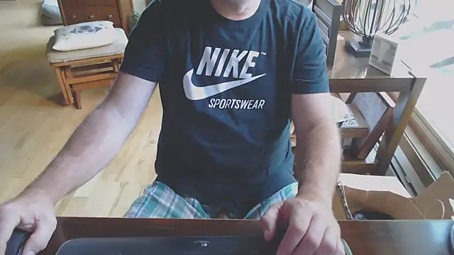 Snapshot of kevin_rules chatting on October 6, 2025, 1:30 pm kevin rules online show from October 6, 2025, 1:30 pm