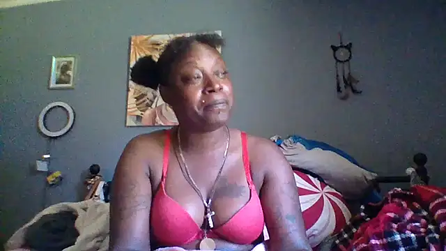 msdeedee online show from May 16, 2026, 4:39 pm