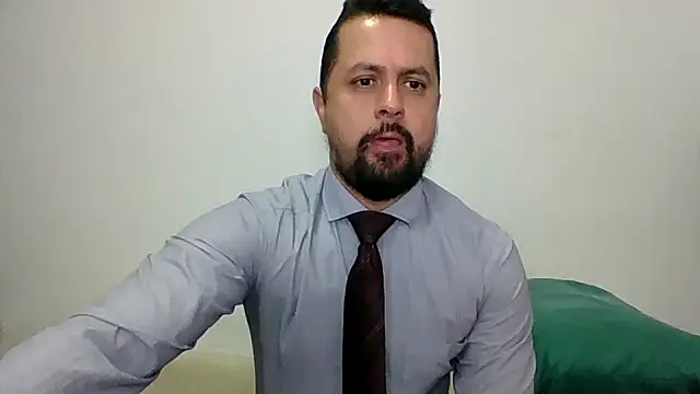 TRIISTAN KING10 online show from February 13, 2026, 3:41 pm