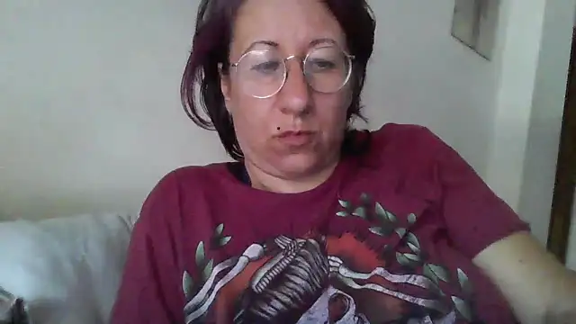 Snapshot of milkarock chatting on June 17, 2026, 2:18 pm milkarock online show from June 17, 2026, 2:18 pm
