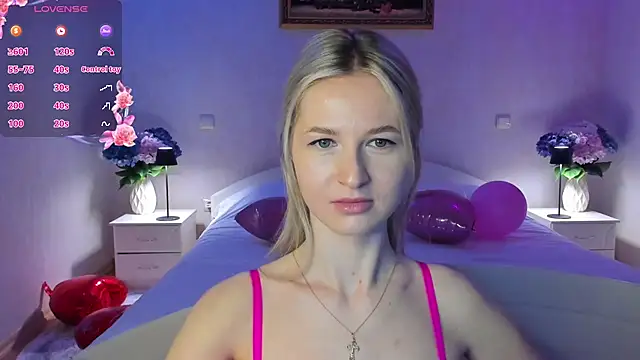 AnnaCarrera online show from February 11, 2026, 9:20 pm