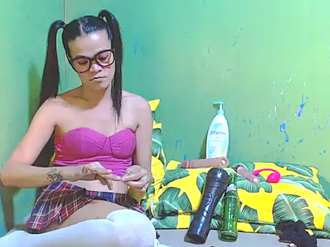 Paula Jordan online show from November 16, 2025, 4:56 pm