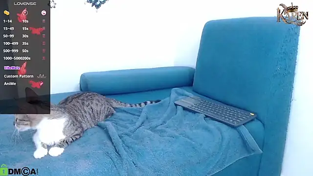 karen sofia  online show from April 9, 2026, 10:53 am