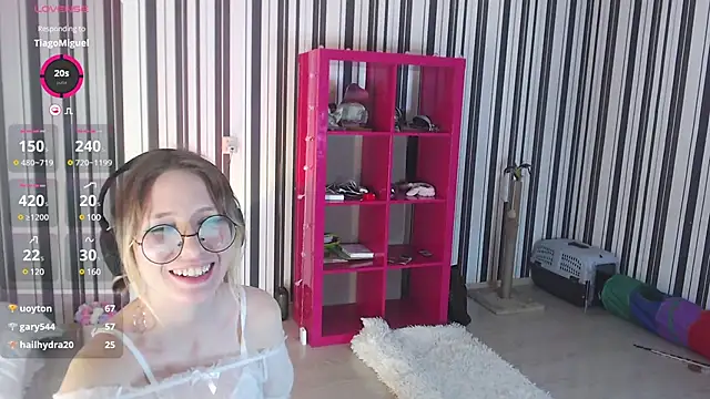 Snapshot of _Hanna_Moon_ chatting on January 27, 2025, 11:22 am Hanna Moon online show from January 27, 2025, 11:22 am