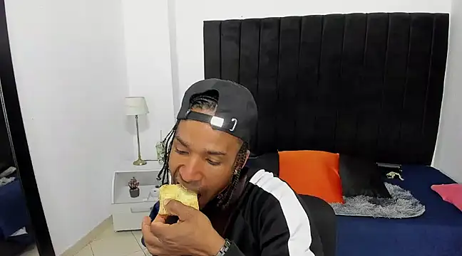 anhtony wayans online show from December 15, 2024, 8:58 pm