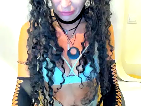 Snapshot of Ruda1919 chatting on July 10, 2026, 10:45 pm Ruda1919 online show from July 10, 2026, 10:45 pm