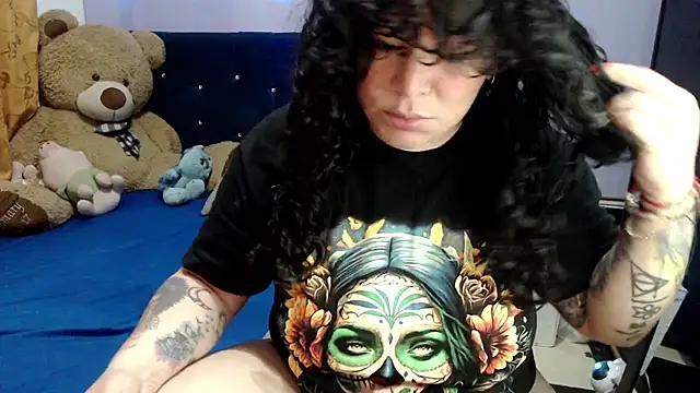 Snapshot of ANGELIQUE_KLANE chatting on November 23, 2025, 5:51 am ANGELIQUE KLANE online show from November 23, 2025, 5:51 am