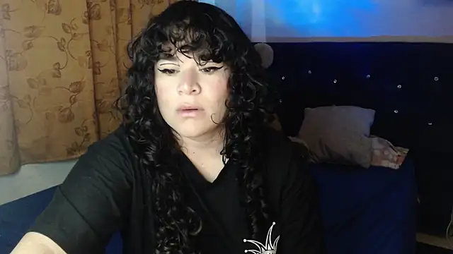 Snapshot of ANGELIQUE_KLANE chatting on December 3, 2025, 2:26 pm ANGELIQUE KLANE online show from December 3, 2025, 2:26 pm