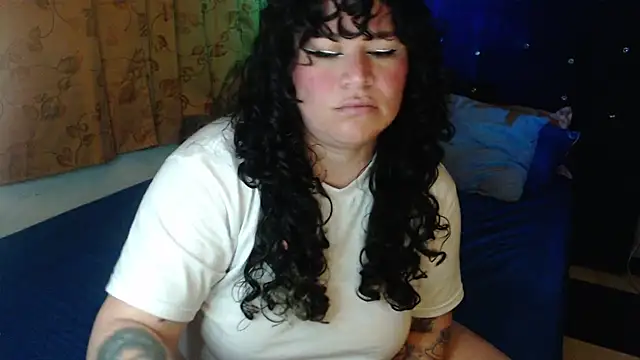 Snapshot of ANGELIQUE_KLANE chatting on December 14, 2025, 7:58 am ANGELIQUE KLANE online show from December 14, 2025, 7:58 am