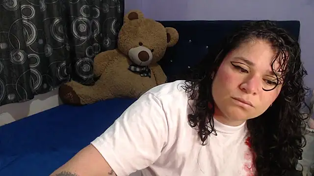 Snapshot of ANGELIQUE_KLANE chatting on April 24, 2026, 4:15 am ANGELIQUE KLANE online show from April 24, 2026, 4:15 am