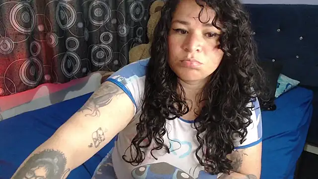 Snapshot of ANGELIQUE_KLANE chatting on May 21, 2026, 4:03 pm ANGELIQUE KLANE online show from May 21, 2026, 4:03 pm