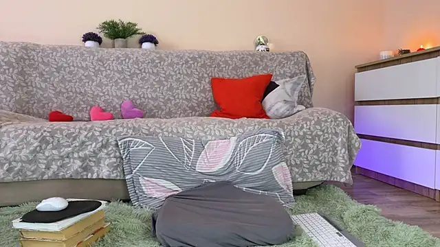 Snapshot of Pepper_corn chatting on April 12, 2026, 7:24 am Pepper corn online show from April 12, 2026, 7:24 am