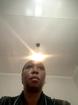 Bootyliciouse21X online show from December 23, 2025, 3:26 am