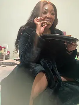 Snapshot of Bootyliciouse21X chatting on June 27, 2026, 6:02 pm Bootyliciouse21X online show from June 27, 2026, 6:02 pm