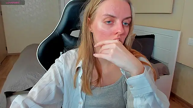 Snapshot of Jam_cream chatting on January 17, 2025, 1:24 pm Jam cream online show from January 17, 2025, 1:24 pm