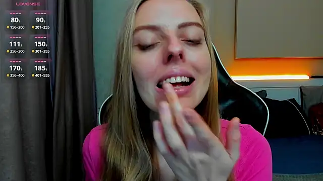 Snapshot of Jam_cream chatting on October 24, 2025, 5:42 pm Jam cream online show from October 24, 2025, 5:42 pm