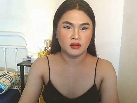 JustineBIGCUM online show from November 18, 2025, 8:08 am