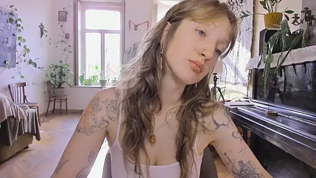 Miranda2 0 online show from November 29, 2025, 8:17 am