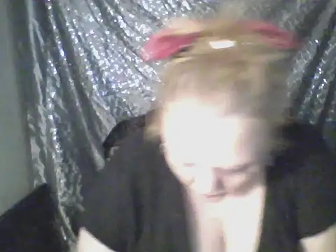 Snapshot of funtimkity chatting on December 18, 2025, 5:24 am funtimkity online show from December 18, 2025, 5:24 am