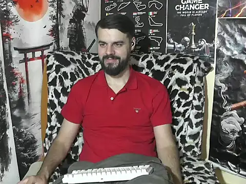 Snapshot of 00george chatting on November 25, 2025, 6:19 pm 00george online show from November 25, 2025, 6:19 pm