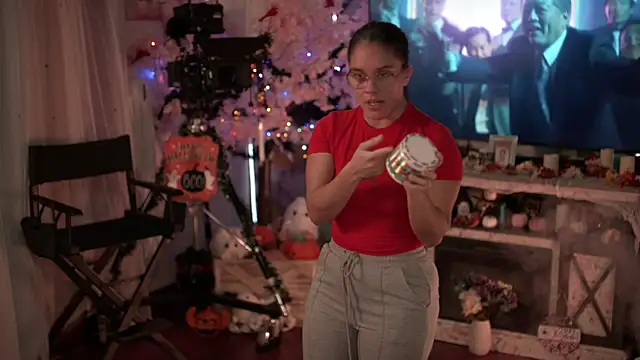 Snapshot of Nikki_Torres chatting on November 4, 2025, 2:21 am Nikki Torres online show from November 4, 2025, 2:21 am