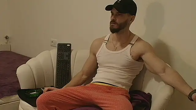 MauroTwin online show from February 15, 2026, 6:04 pm