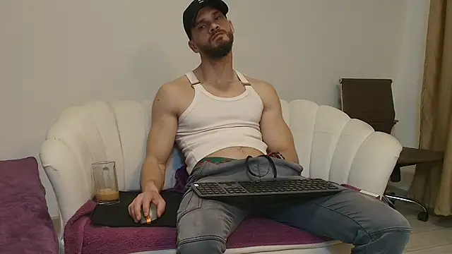 MauroTwin online show from March 15, 2026, 5:52 pm