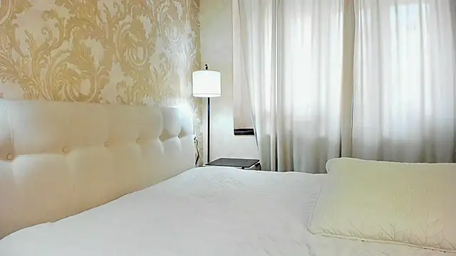 Snapshot of TessaPosh chatting on March 20, 2025, 9:26 am TessaPosh online show from March 20, 2025, 9:26 am