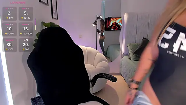 AmyWood online show from March 4, 2026, 6:47 pm