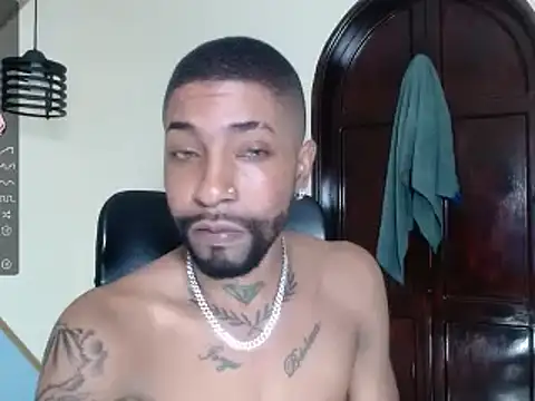 kilian xx online show from February 11, 2025, 12:58 pm