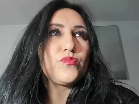 Snapshot of foxy-porn1 chatting on May 10, 2026, 3:50 pm foxy-porn1 online show from May 10, 2026, 3:50 pm