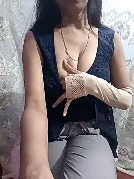 Mini865433 online show from January 26, 2025, 11:39 pm